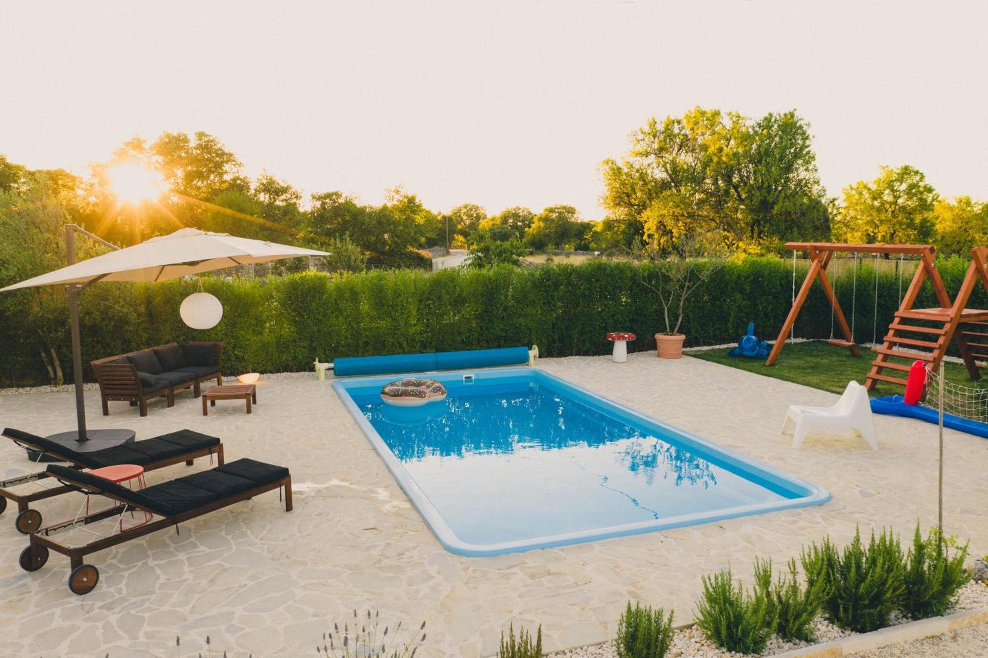 Cozy Country Home With Heated Outdoor Pool Šibenik Extérieur photo