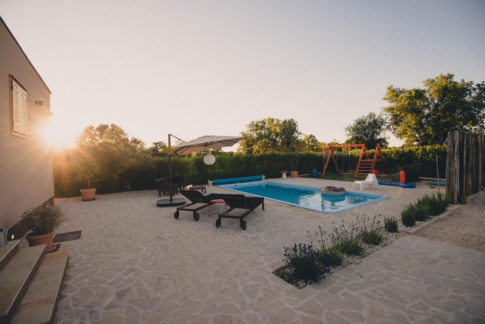 Cozy Country Home With Heated Outdoor Pool Šibenik Extérieur photo
