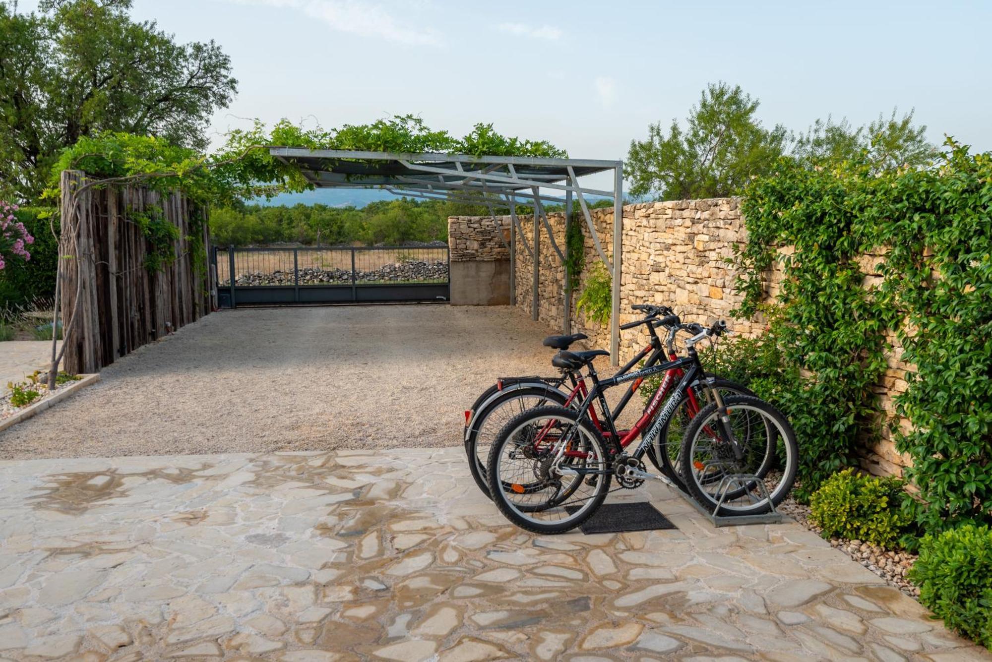 Cozy Country Home With Heated Outdoor Pool Šibenik Extérieur photo