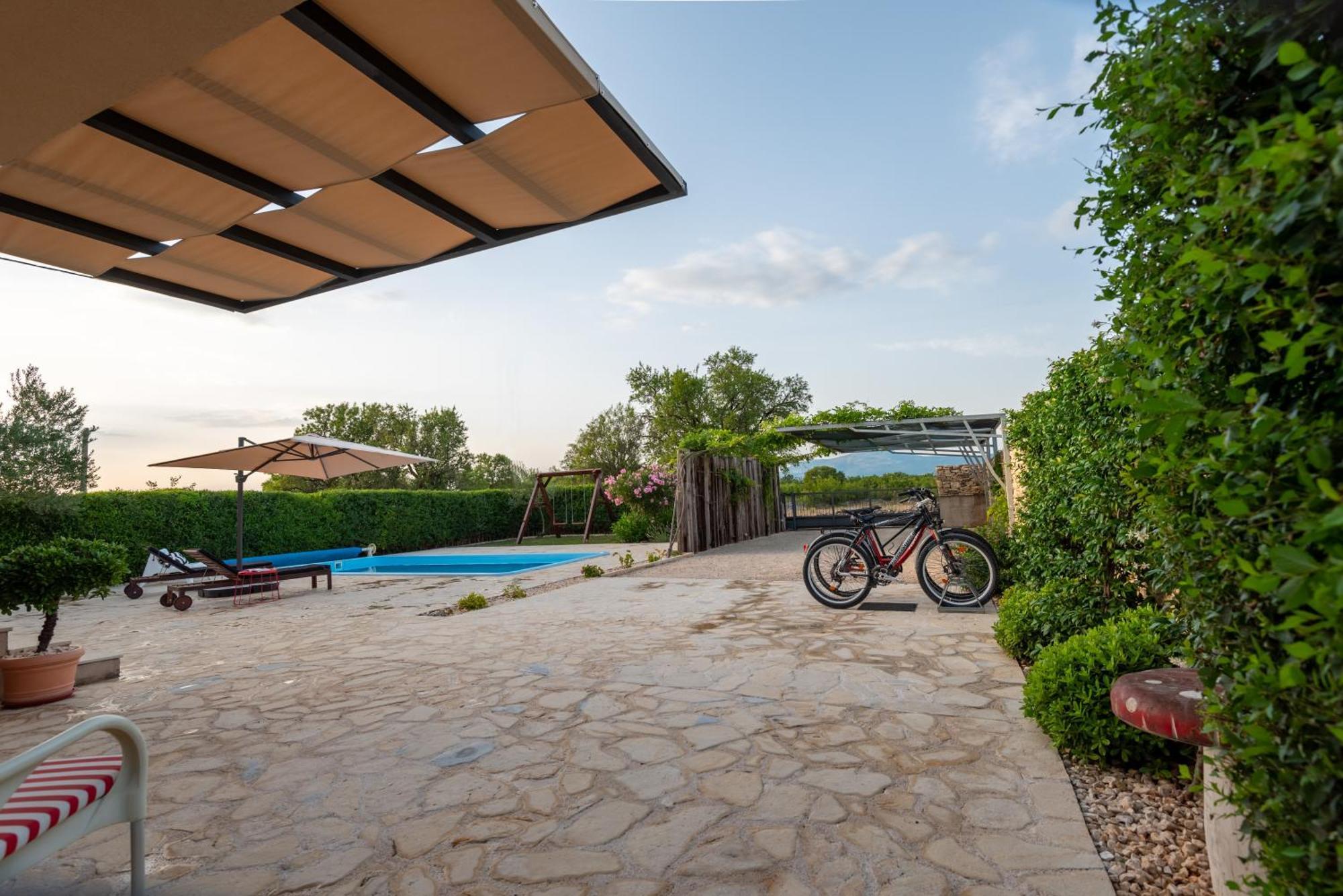 Cozy Country Home With Heated Outdoor Pool Šibenik Extérieur photo